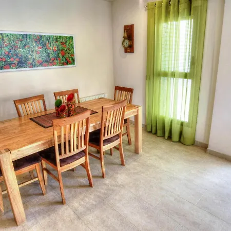 Piso Edificio Ramon דירה